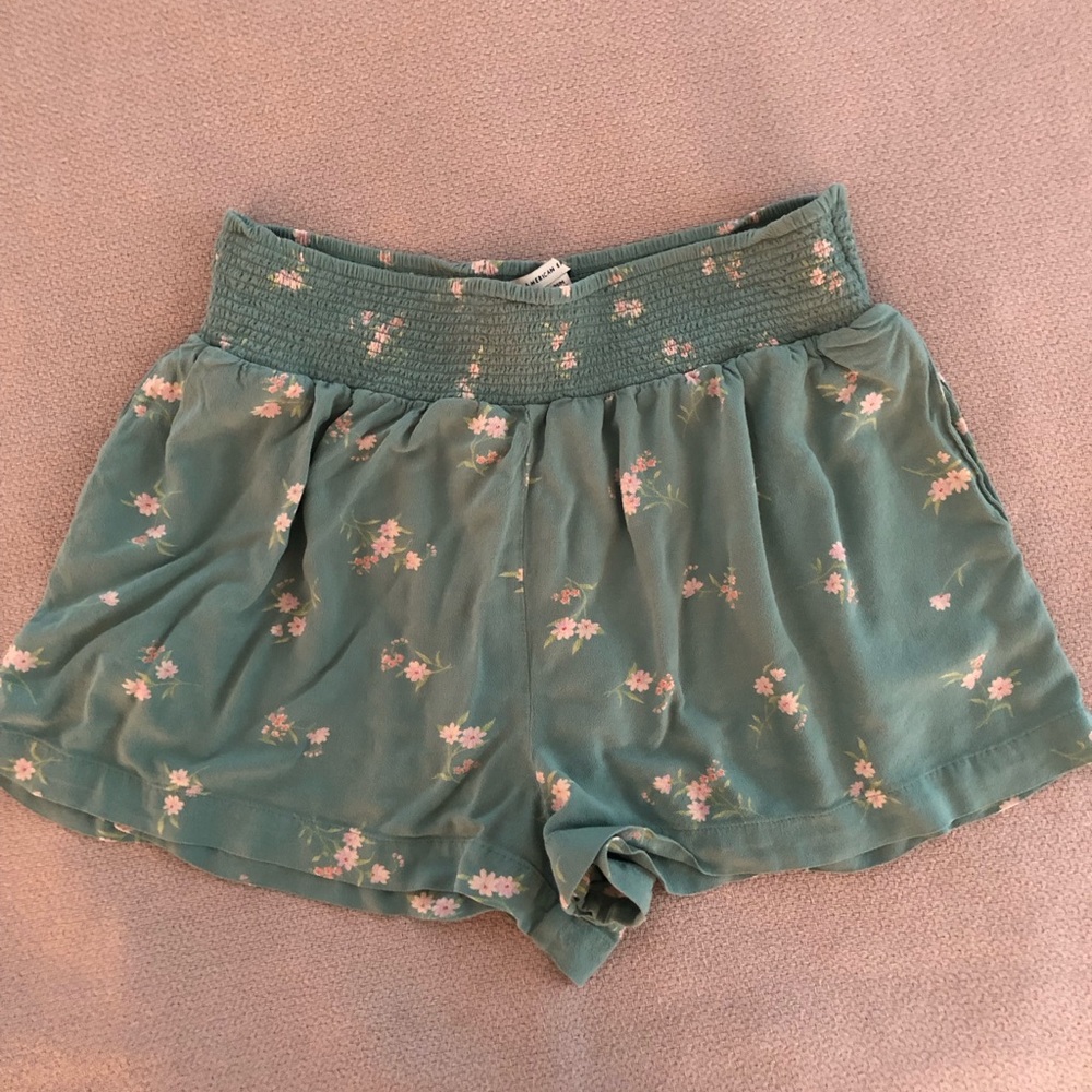 American Eagle pull-on printed floral shorts, sz M